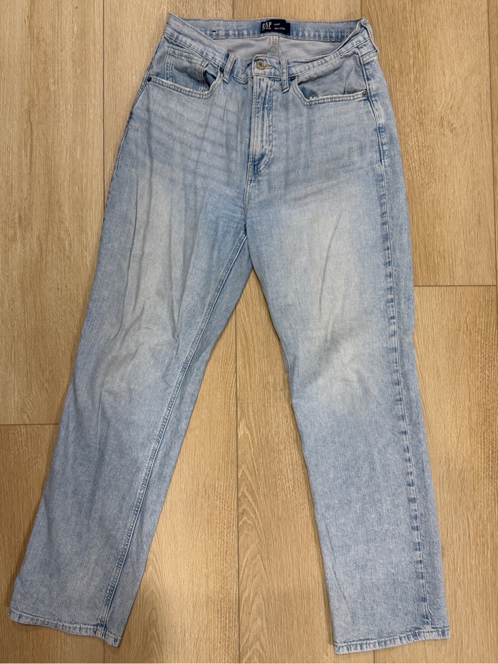 GAP Light Wash Straight Leg Women's Jeans